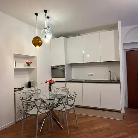 Appartamento Casa Vercelli Delizioso Bilocale Moderno Nella Vecchia *