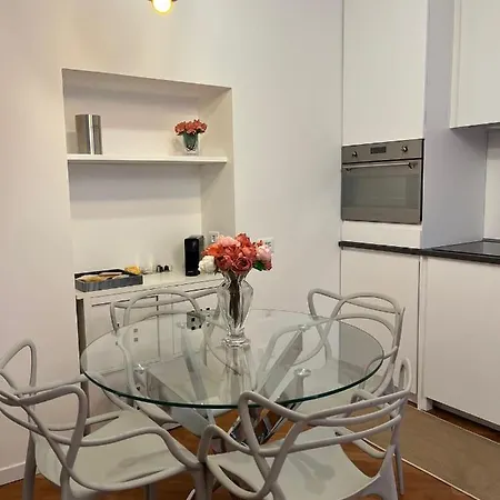 Lägenhet Casa Vercelli Delizioso Bilocale Moderno Nella Vecchia Milano